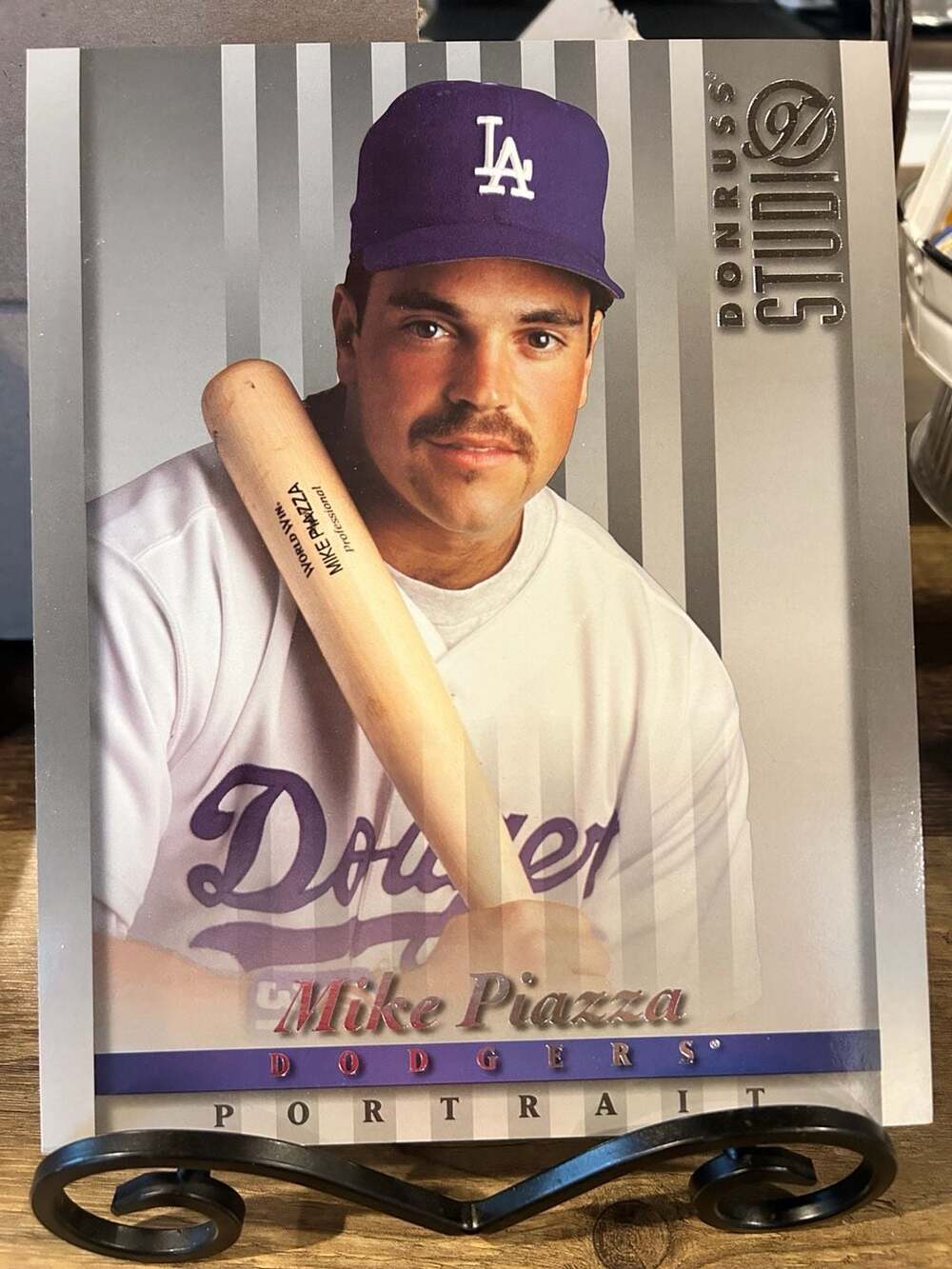 1997 Donruss Studio 8x10 Portrait #7 Mike Piazza LA Dodgers Photo